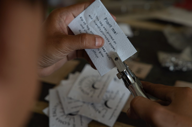 Hangtags aus Samenpapier